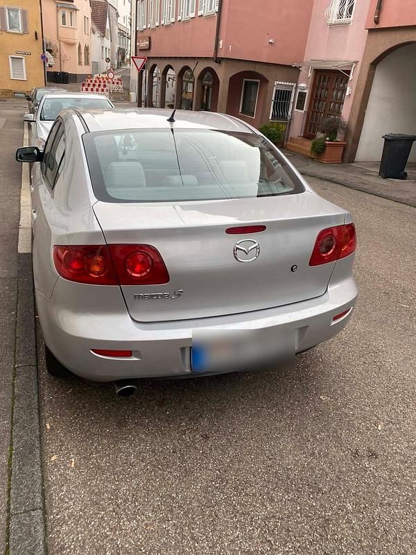 Gebraucht Mazda 3 105 PS (77 kW) 2005 Blau Limousine