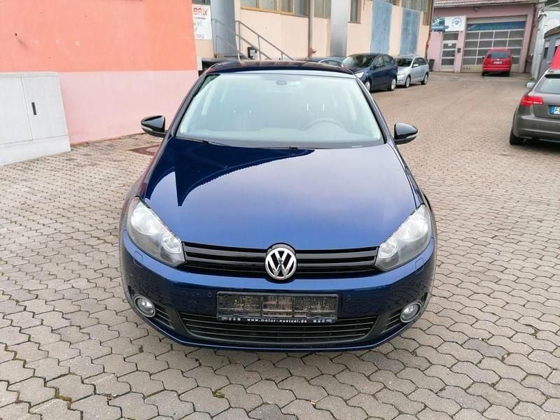 Blau Gebraucht 2012 VW Golf Match Limousine | 8.800 € (Fairer Preis) - Bild 1/4