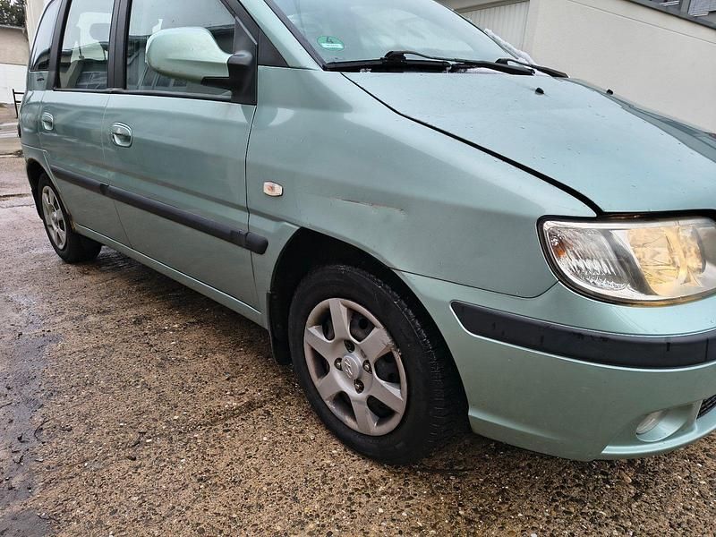 Gebraucht Hyundai Matrix 101 PS (74 kW) 2006 Grün Van / Kleinbus