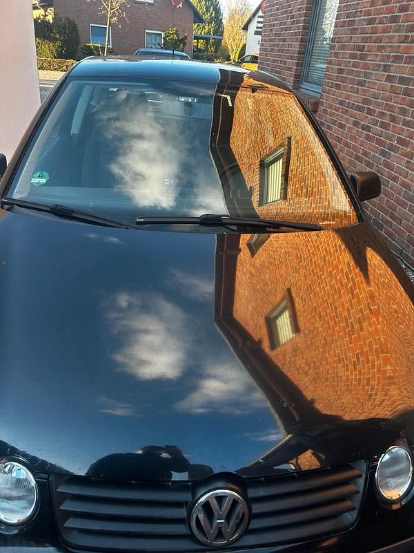 Gebraucht VW Polo 54 PS (39 kW) 2003 Schwarz Kleinwagen
