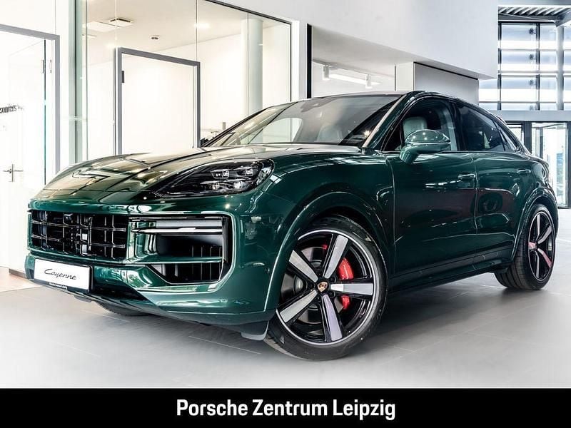 Gruen Gebraucht 2025 Porsche Cayenne GTS SUV | 151.858 € (Superpreis) - Bild 1/4