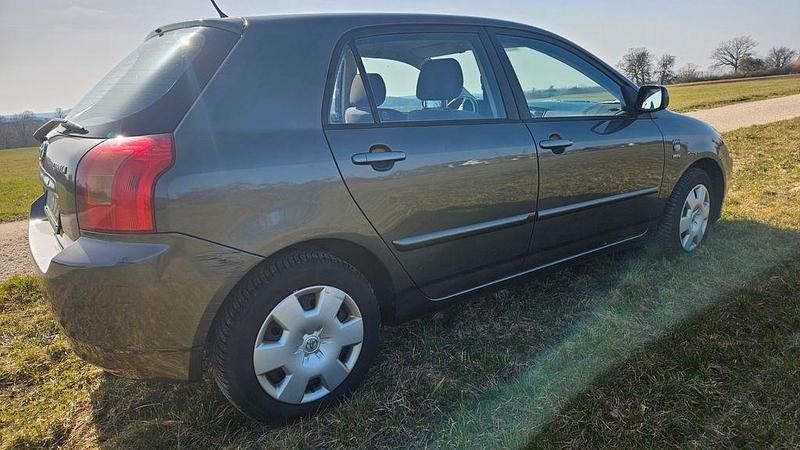Gebraucht Toyota Corolla 97 PS (71 kW) 2004 Grau Limousine