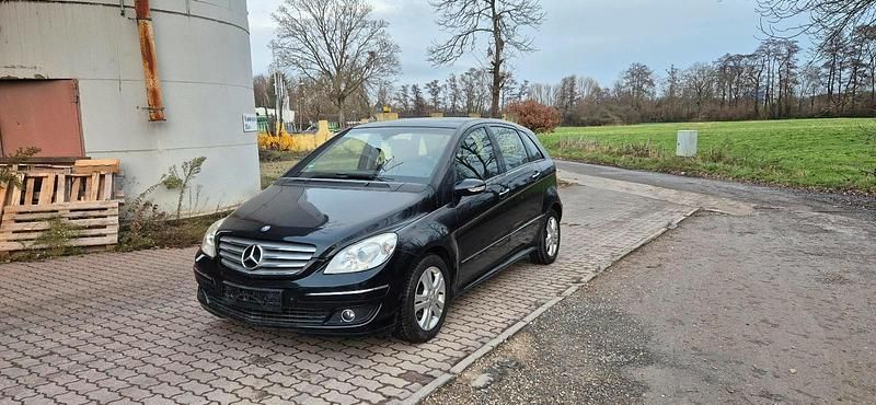 Gebraucht Mercedes B180 109 PS (80 kW) 2005 Schwarz Van / Kleinbus