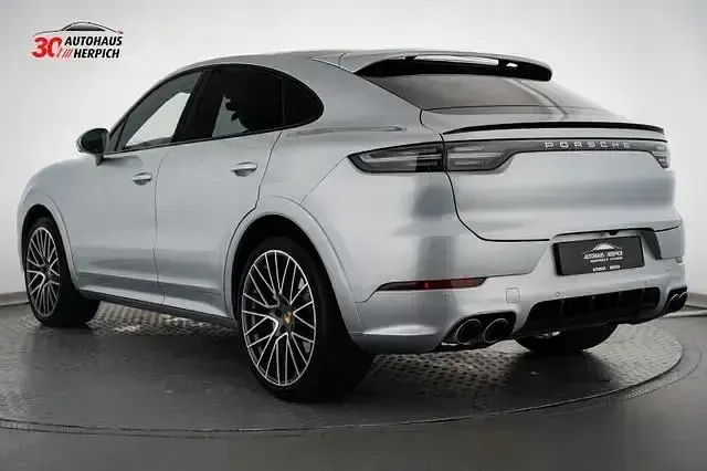 Gebraucht Porsche Cayenne Turbo 549 PS (403 kW) 2023 Silber SUV