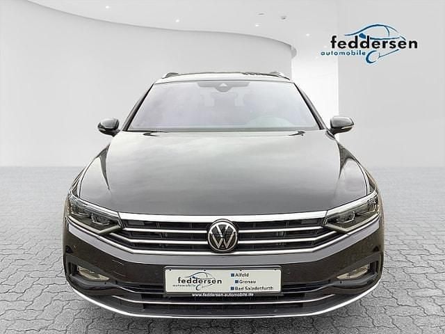 Gebraucht VW Passat Business 150 PS (110 kW) 2024 Deep black perleffekt Kombi