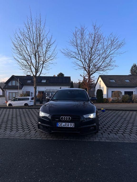 Gebraucht Audi A5 Sportback Comfort 245 PS (180 kW) 2015 Schwarz Kleinwagen