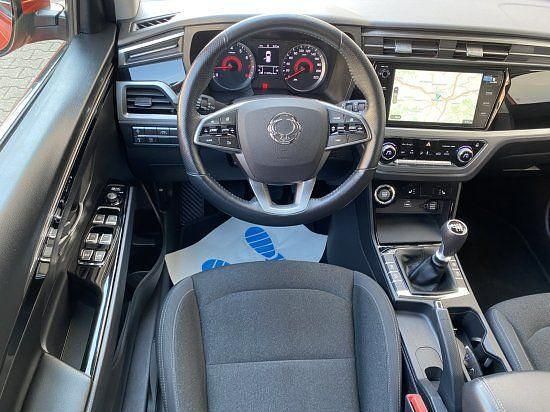 Gebraucht SsangYong Korando Quartz 163 PS (119 kW) 2020 Orange SUV
