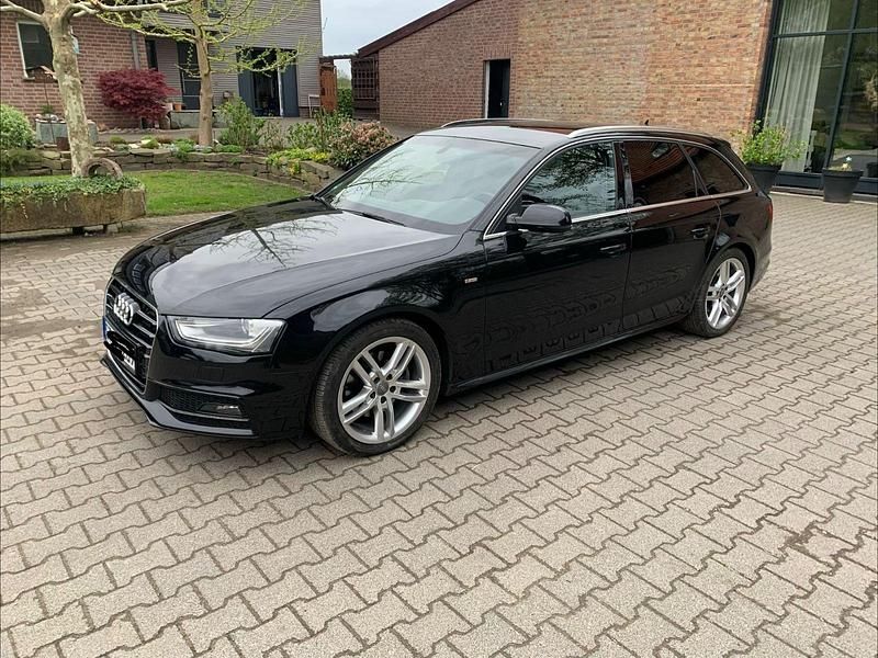 Gebraucht Audi A4 S-Line 177 PS (130 kW) 2013 Schwarz Kombi