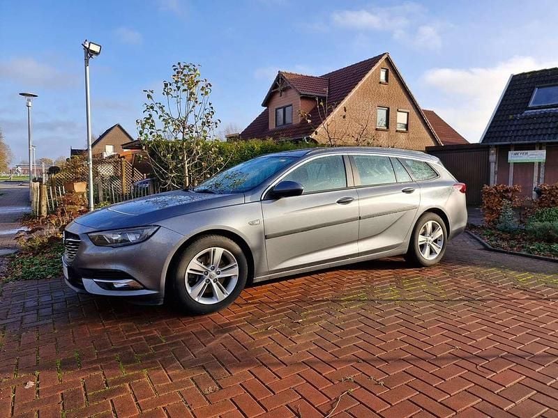 Licht grau m2 Gebraucht 2020 Opel Insignia Edition Kombi | 11.999 € (Guter Preis) - Bild 1/4
