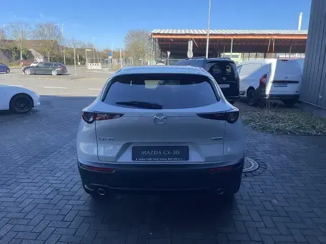 Neu Mazda CX-30 Nagisa 140 PS (102 kW) 2026 Weiss SUV