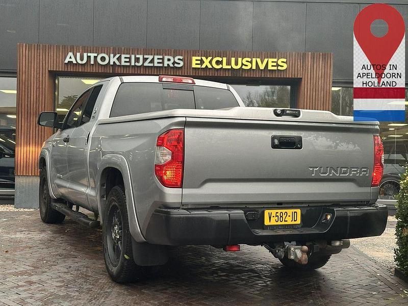 Gebraucht Toyota Tundra 386 PS (283 kW) 2014 Grau Abholung