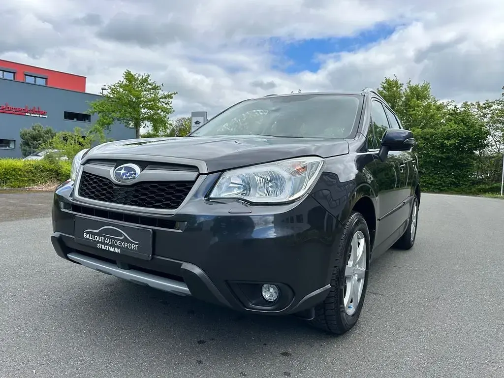 Gebraucht Subaru Forester 147 PS (108 kW) 2015 Grau SUV