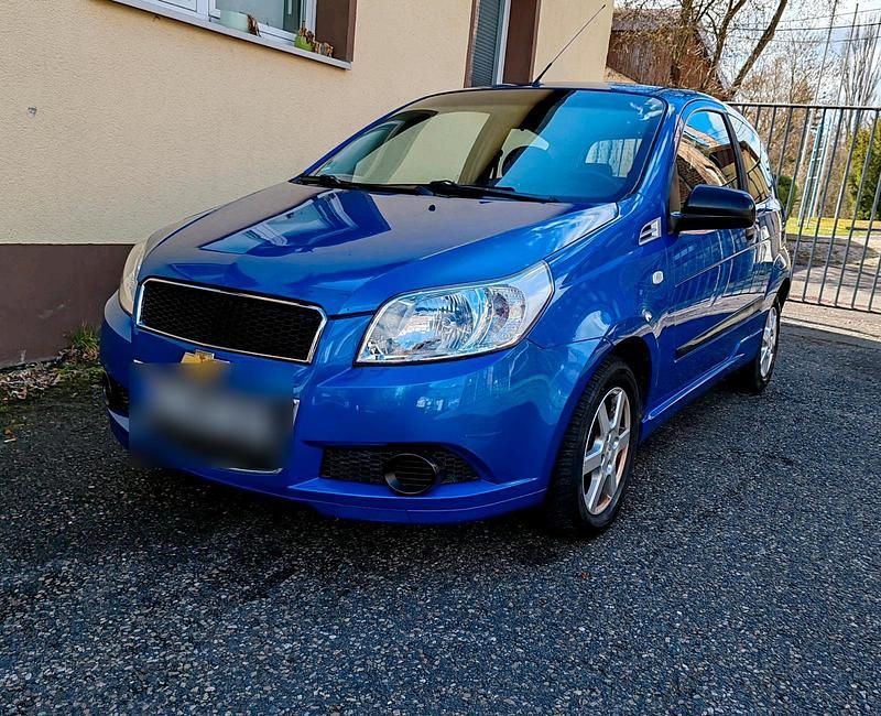 Gebraucht Chevrolet Aveo 85 PS (62 kW) 2010 Blau Kleinwagen