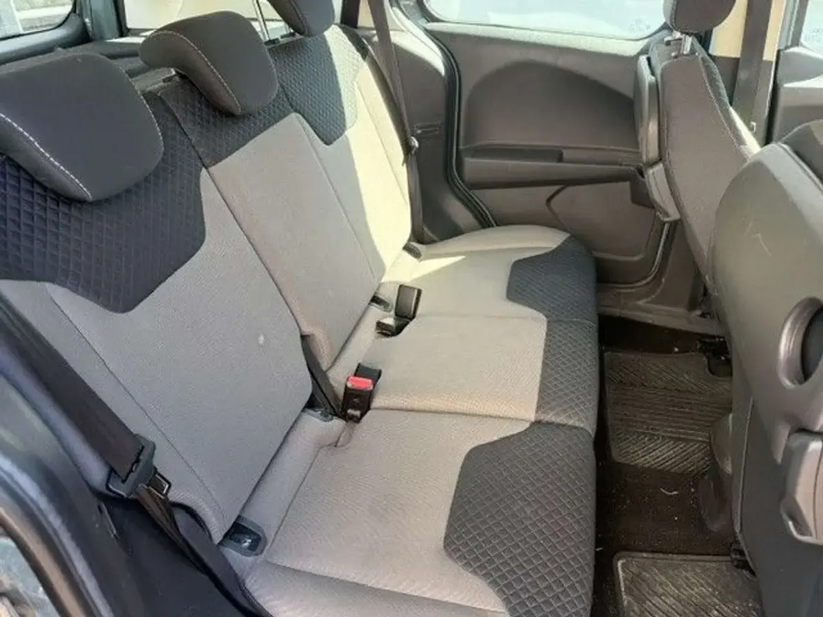 Occasion Ford Tourneo 101 ch (74 kW) 2019 Bleue Break