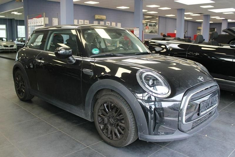 Schwarz Gebraucht 2022 Mini ONE Kleinwagen | 15.980 € (Guter Preis) - Bild 1/4