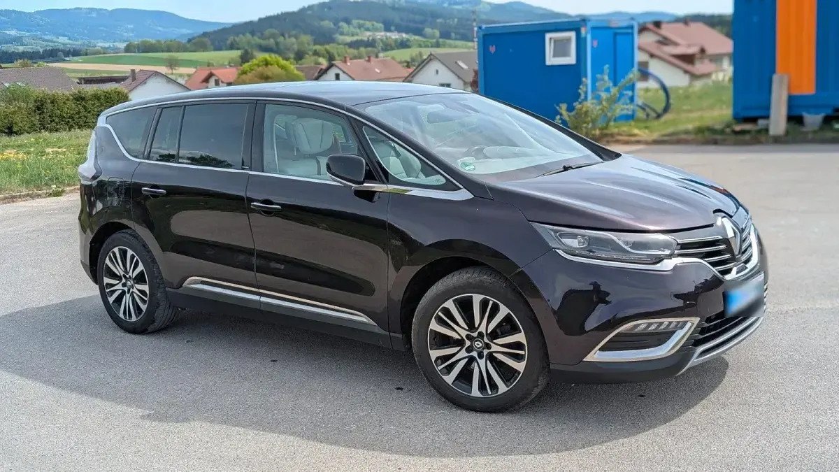 Używany Renault Espace Initiale Paris 160 KM (117 kW) 2015 Andere farben Minivan
