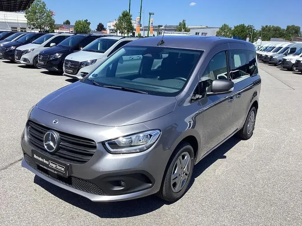Gebraucht Mercedes eCitan 89 kW (122 PS) 2025 Grau Kombi