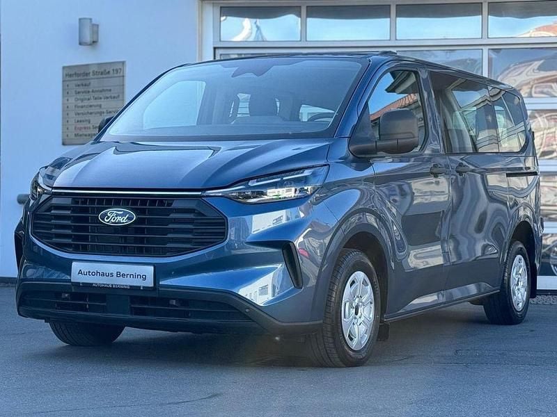Nouă Ford Transit Custom 170 CP (125 kW) 2026 Albastru Monovolum
