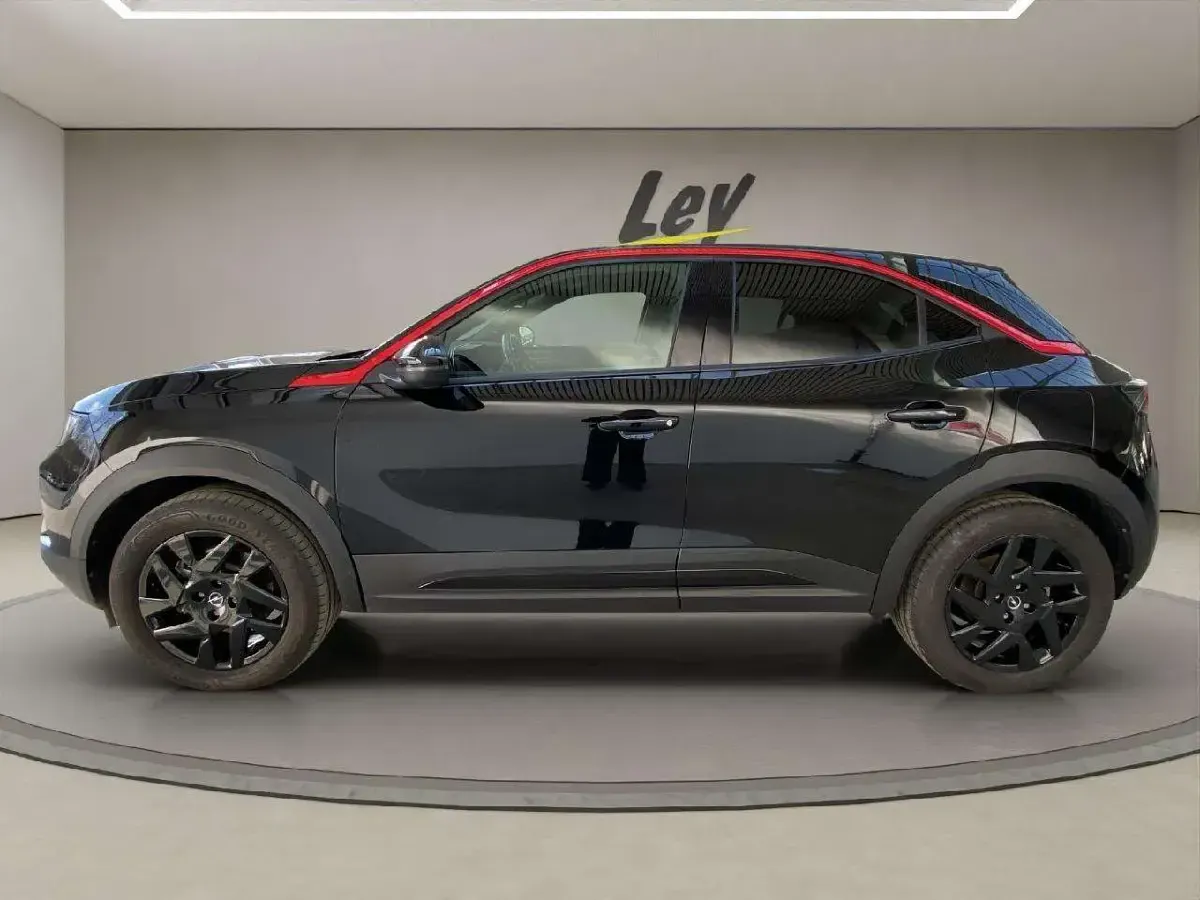 Gebraucht Opel Mokka-e GS Line 100 kW (136 PS) 2023 Karbon schwarz SUV