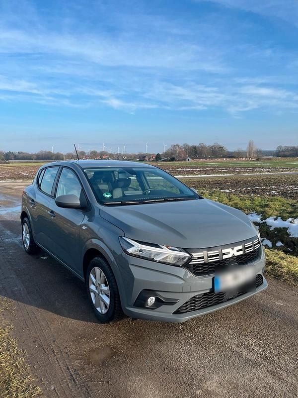 Gebraucht Dacia Sandero Expression 101 PS (74 kW) 2023 Grau Kleinwagen