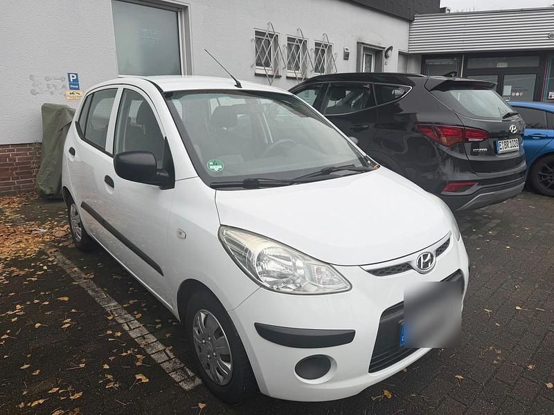 Weiß Gebraucht 2009 Hyundai i10 Kleinwagen | 1.000 € (Superpreis) - Bild 1/4