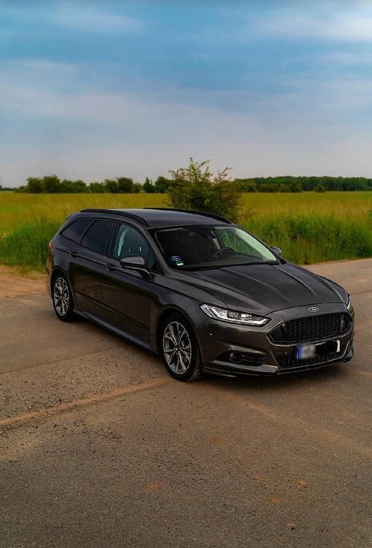 Gebraucht Ford Mondeo ST-Line 150 PS (110 kW) 2017 Silber Kombi