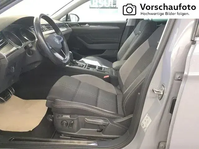 Usata VW Passat Alltrack 200 CV (147 kW) 2023 Grigio Station wagon