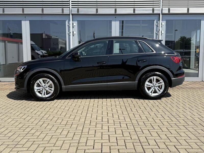 Gebraucht Audi Q3 Design 190 PS (139 kW) 2019 Schwarz metallic SUV