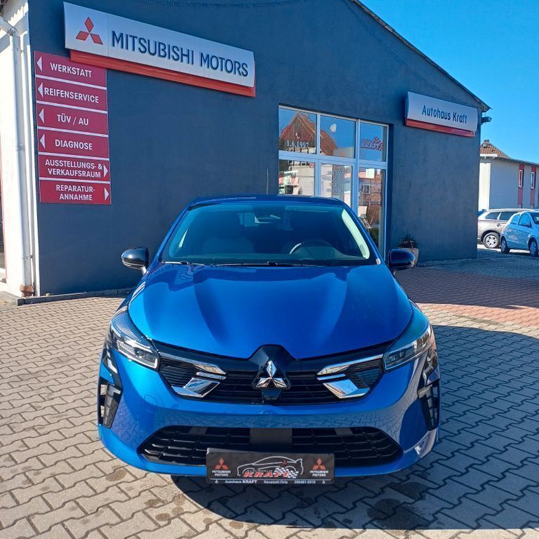 Blau Gebraucht 2024 Mitsubishi Colt Plus Limousine | 18.790 € (Etwas zu teuer) - Bild 1/4