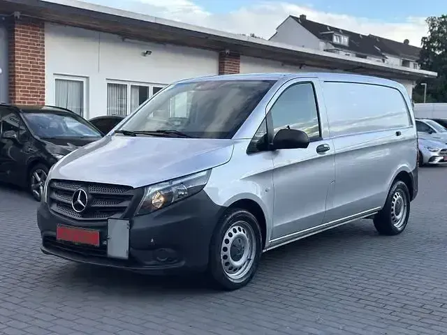 Gebraucht Mercedes Vito 140 PS (102 kW) 2020 Andere Van