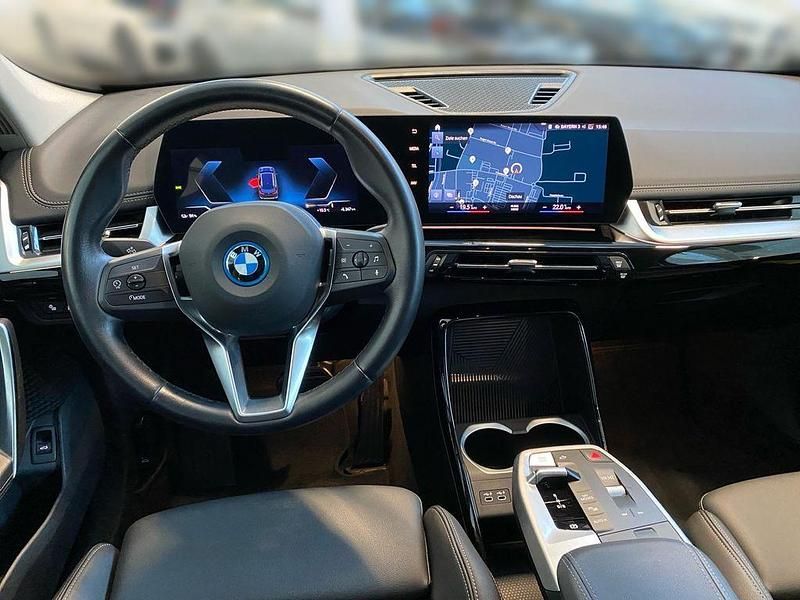 Gebraucht BMW iX1 Luxury Line 230 kW (313 PS) 2022 Schwarz SUV