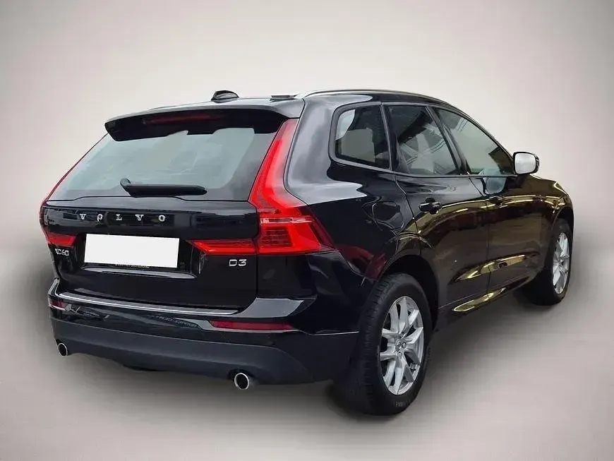 Gebraucht Volvo XC60 Momentum 150 PS (110 kW) 2019 Manufacturer SUV