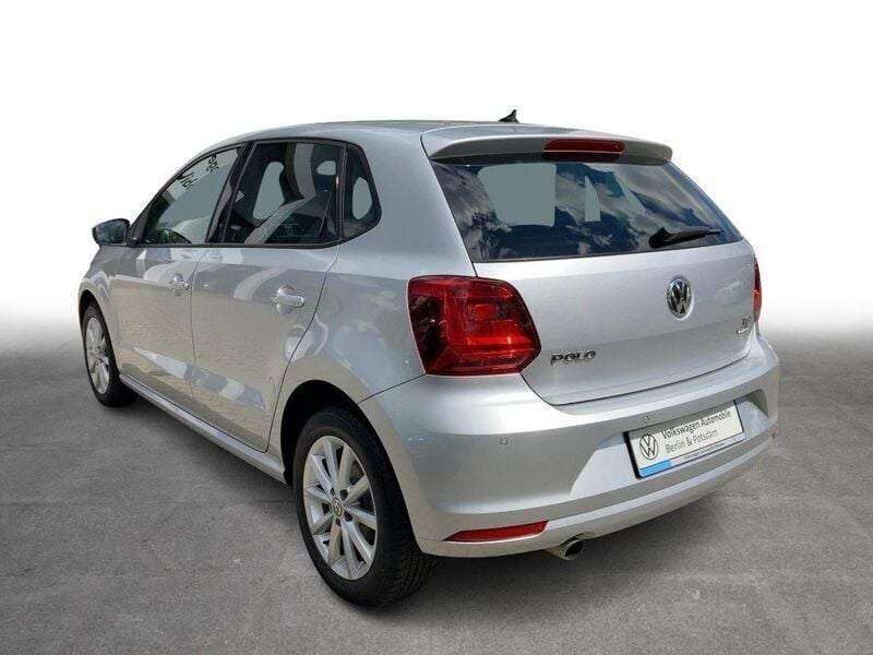 Gebraucht VW Polo LOUNGE 90 PS (66 kW) 2016 Silber Limousine