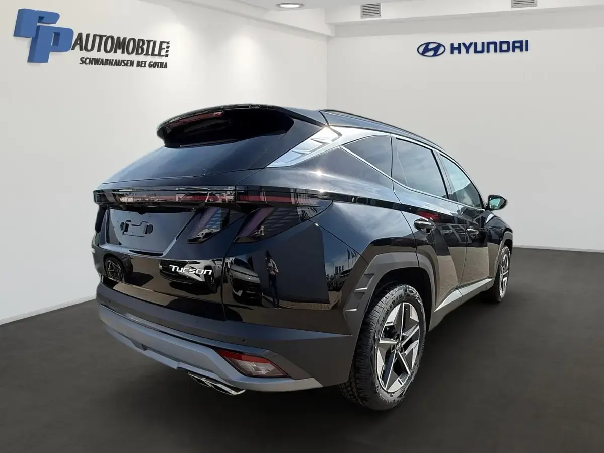 Gebraucht Hyundai Tucson Trend 218 PS (160 kW) 2024 Ecotronic grey SUV