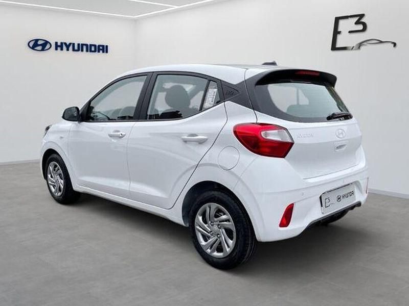 Gebraucht Hyundai i10 Select 63 PS (46 kW) 2025 Weiß Kleinwagen