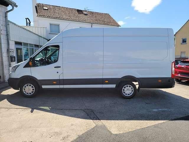 Gebraucht Ford Transit Trend 131 PS (96 kW) 2018 Van
