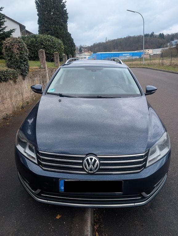 Gebraucht VW Passat Highline 170 PS (125 kW) 2011 Blau Kombi