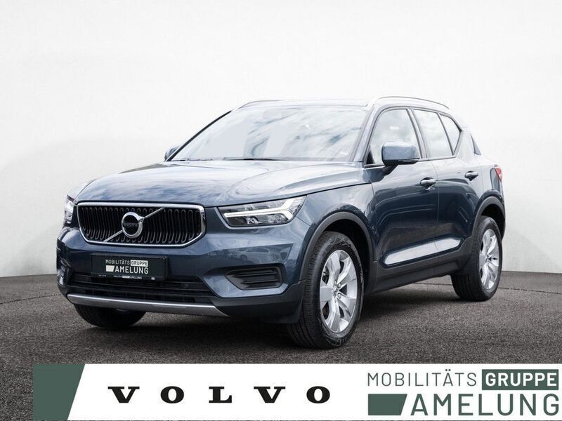 Blau Gebraucht 2022 Volvo XC40 Momentum SUV | 23.890 € (Superpreis) - Bild 1/4