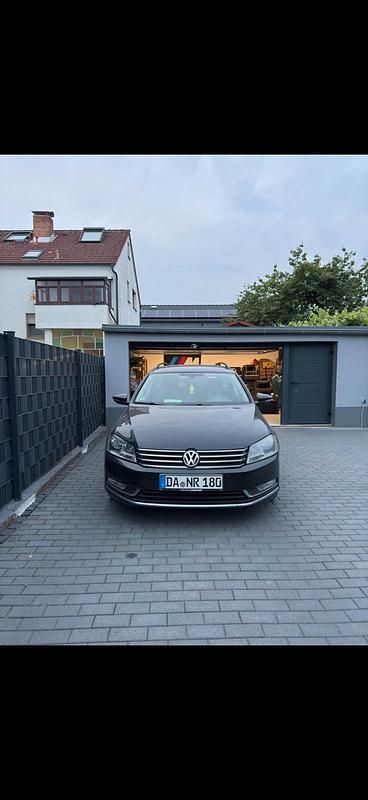 Schwarz Gebraucht 2013 VW Passat Kombi | 6.000 € (Superpreis) - Bild 1/4