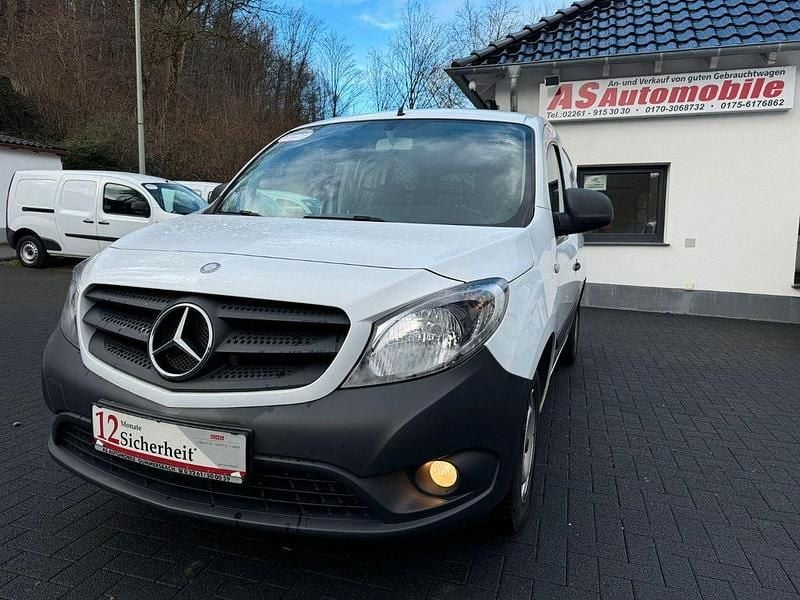 Gebraucht Mercedes Citan 109 90 PS (66 kW) 2019 Arktikweiss Van / Kleinbus