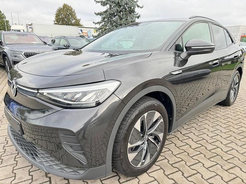 Grau Gebraucht 2021 VW ID.4 Pro Performance SUV | 20.790 € (Superpreis) - Bild 1/4
