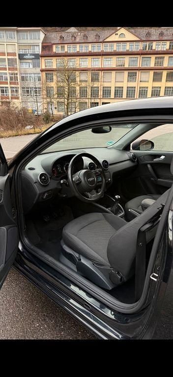 Gebraucht Audi A1 Ambition 86 PS (63 kW) 2012 Schwarz Kleinwagen