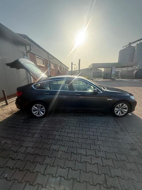 Gebraucht BMW 530 Gran Turismo 245 PS (180 kW) 2010 Schwarz Limousine