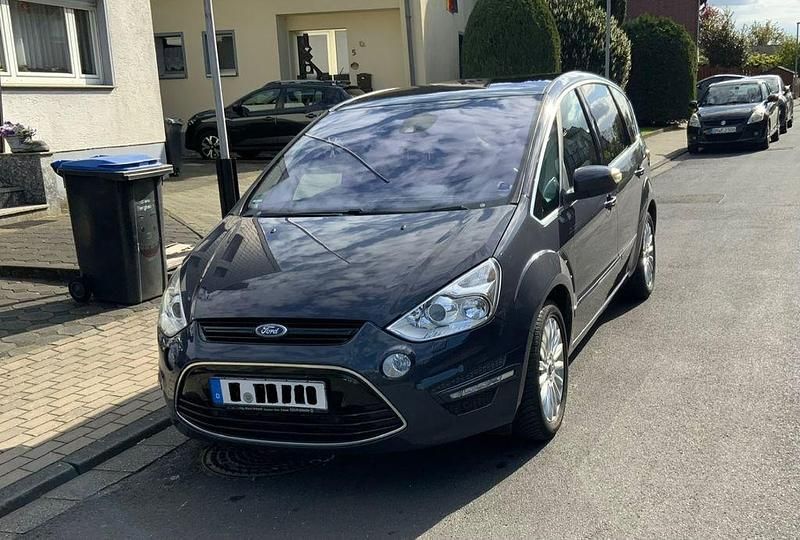 Gebraucht Ford S-MAX Titanium 241 PS (177 kW) 2013 Van / Kleinbus