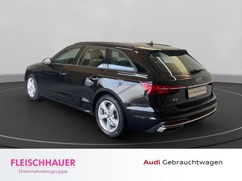 Second-hand Audi A4 Advanced 150 CP (110 kW) 2023 Negru Break