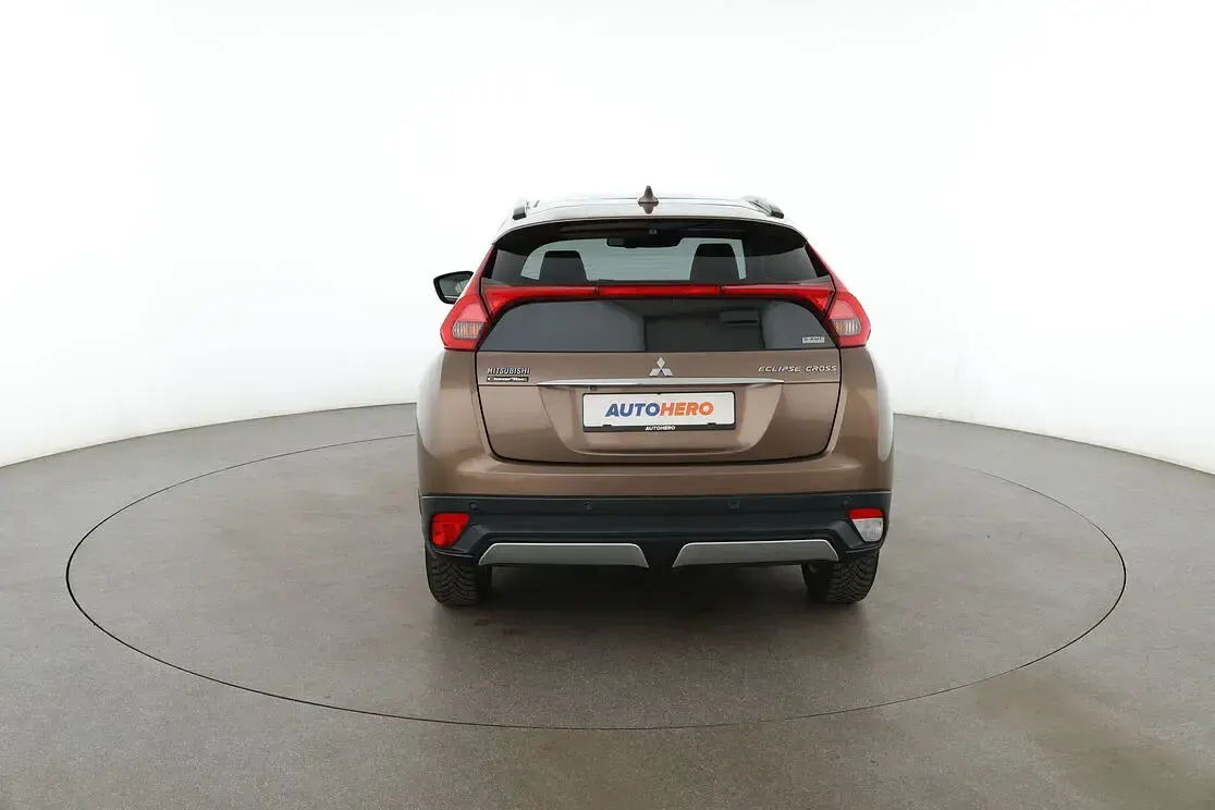 Gebraucht Mitsubishi Eclipse Cross Top 163 PS (119 kW) 2019 Braun SUV