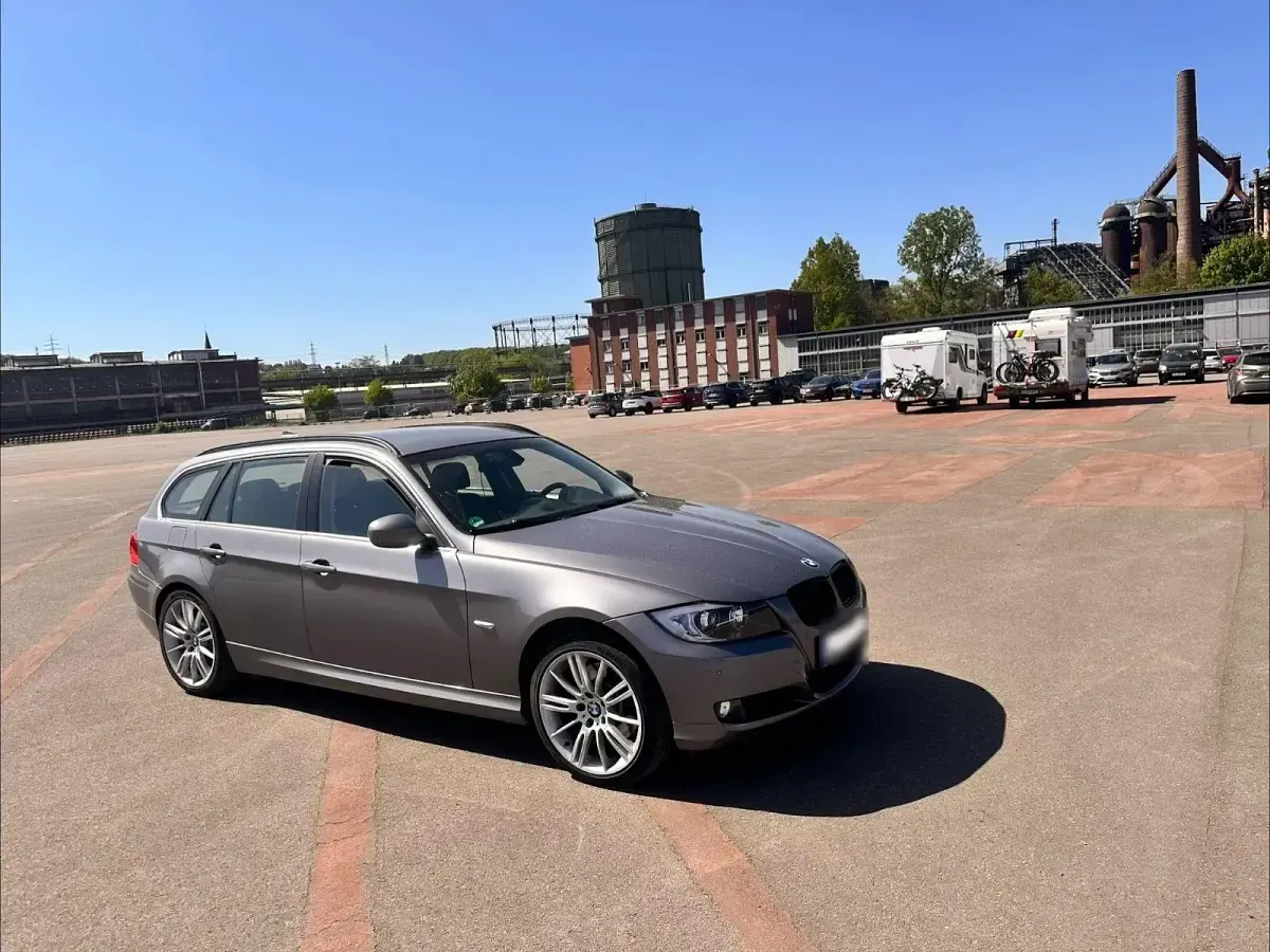 Używany BMW 325 204 KM (150 kW) 2012 Szary Kombi