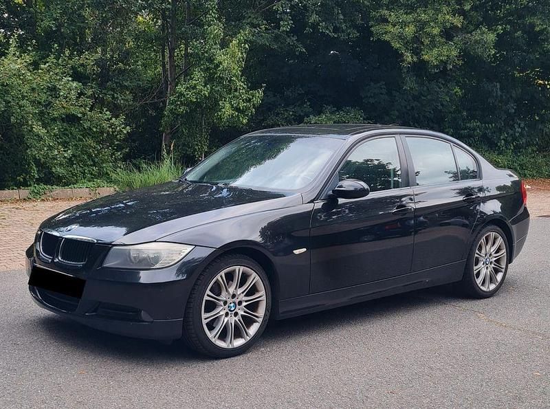 Schwarz Gebraucht 2008 BMW 320 Limousine | 3.200 € (Guter Preis) - Bild 1/4