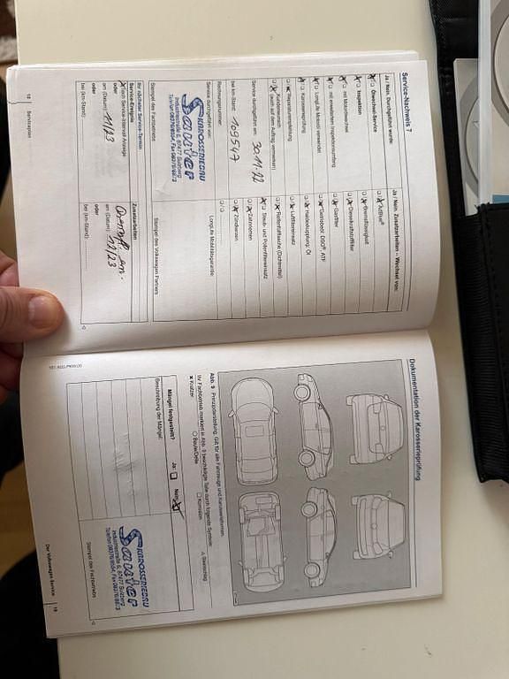 Gebraucht VW Touran Highline 177 PS (130 kW) 2014 Schwarz Van / Kleinbus