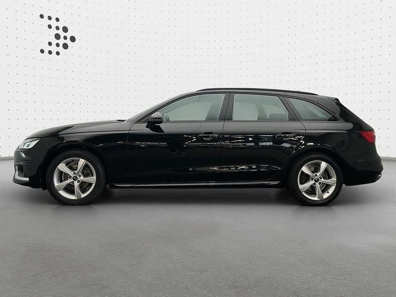 Gebraucht Audi A4 Advanced Plus 150 PS (110 kW) 2024 Mythosschwarz metallic Kombi